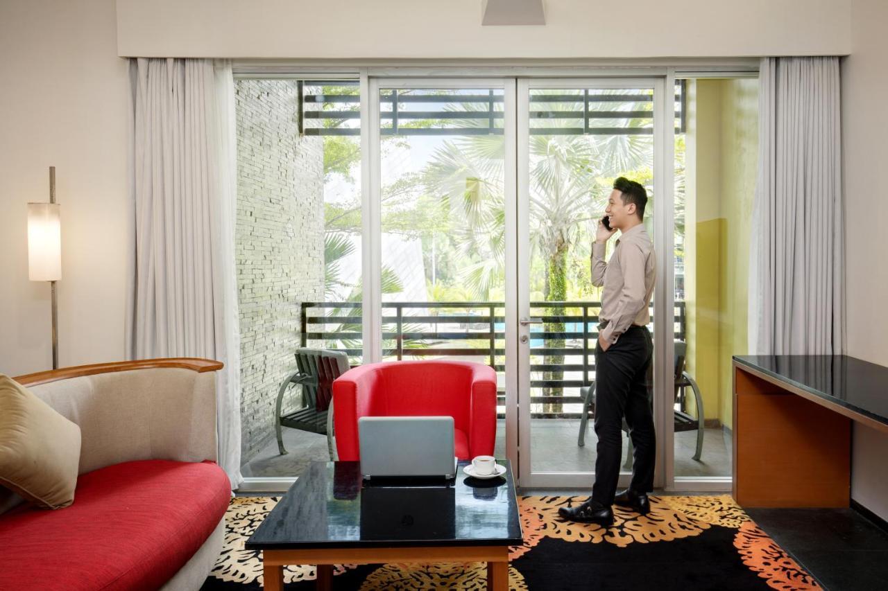 Novotel Palembang Luaran gambar