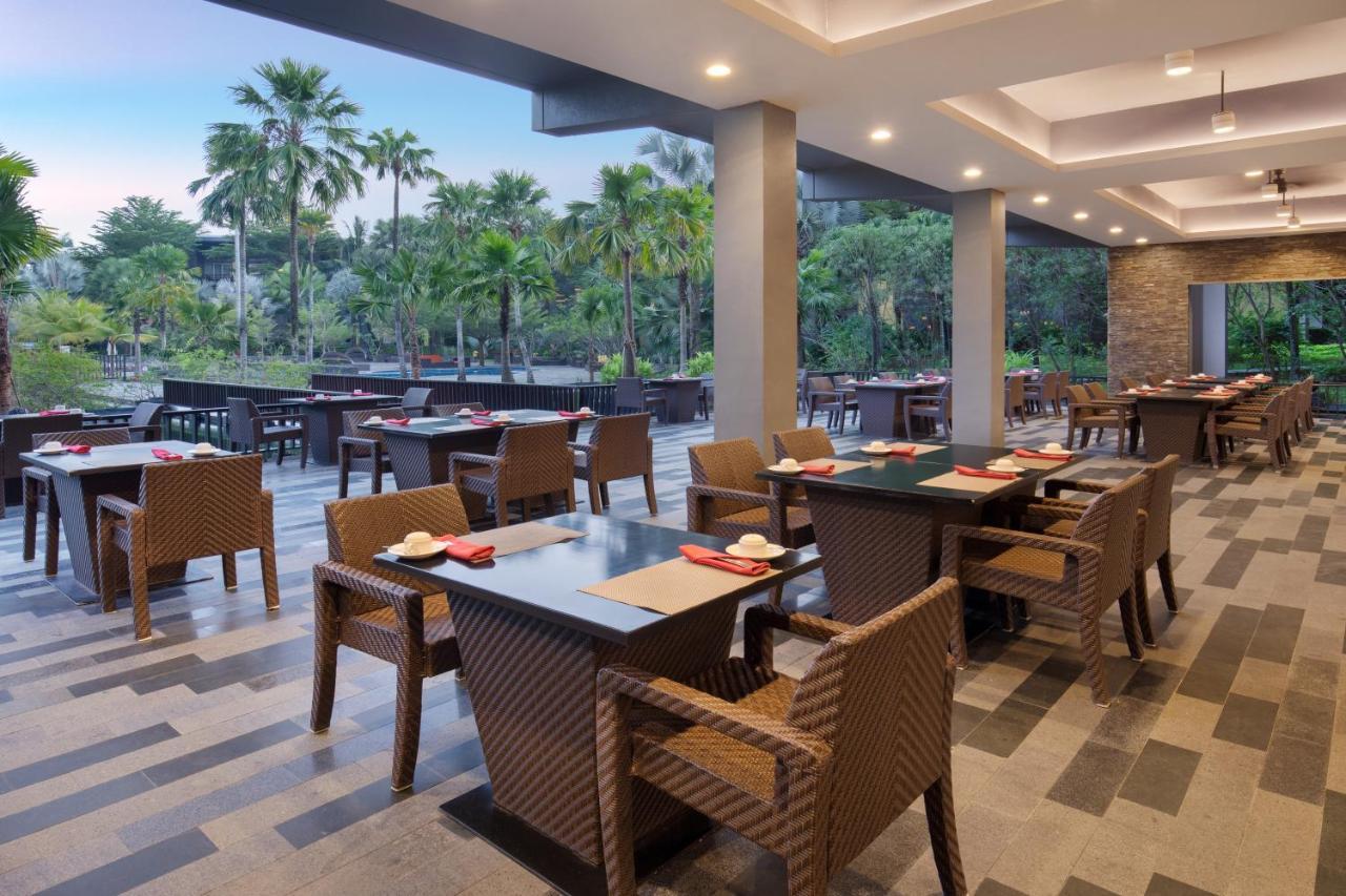 Novotel Palembang Luaran gambar