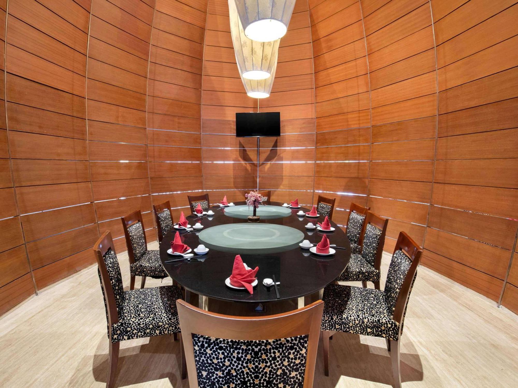 Novotel Palembang Luaran gambar