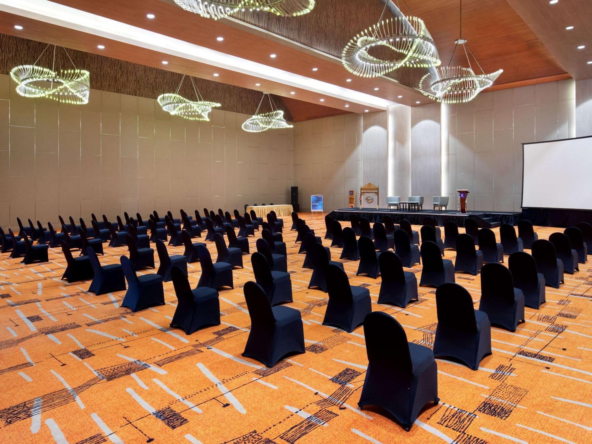 Novotel Palembang Luaran gambar
